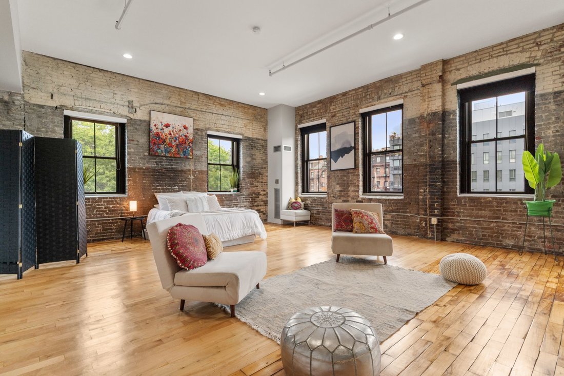 Condo in Boston, Massachusetts, United States 3 - 18623913