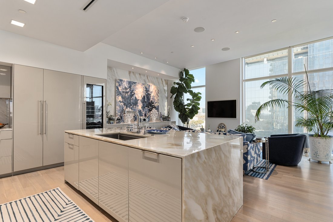 Condo in Dallas, Texas, United States 3 - 17346614