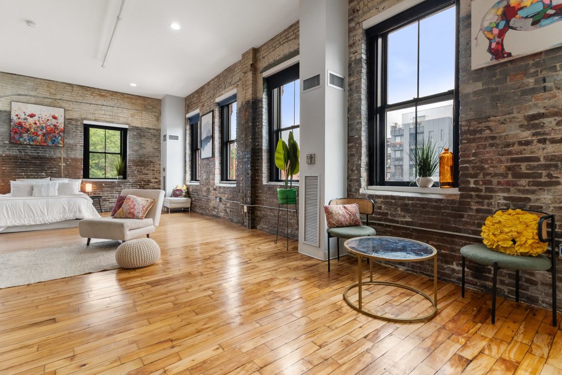 Condo in Boston, Massachusetts, United States 5 - 18623913
