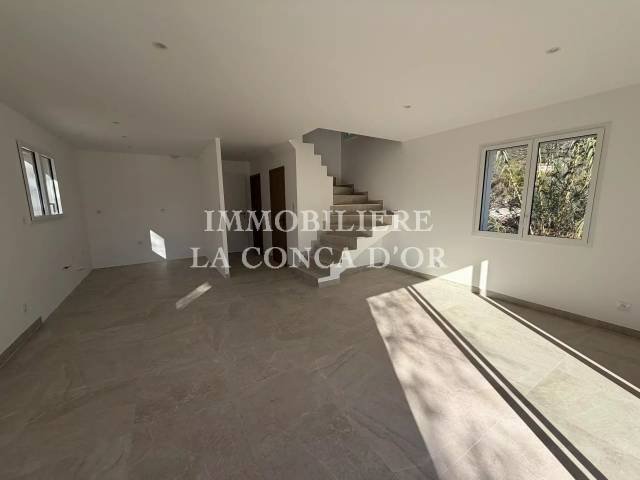 Villa in Tourrette-Levens, Provence-Alpes-Côte d'Azur, France 4 - 16577802