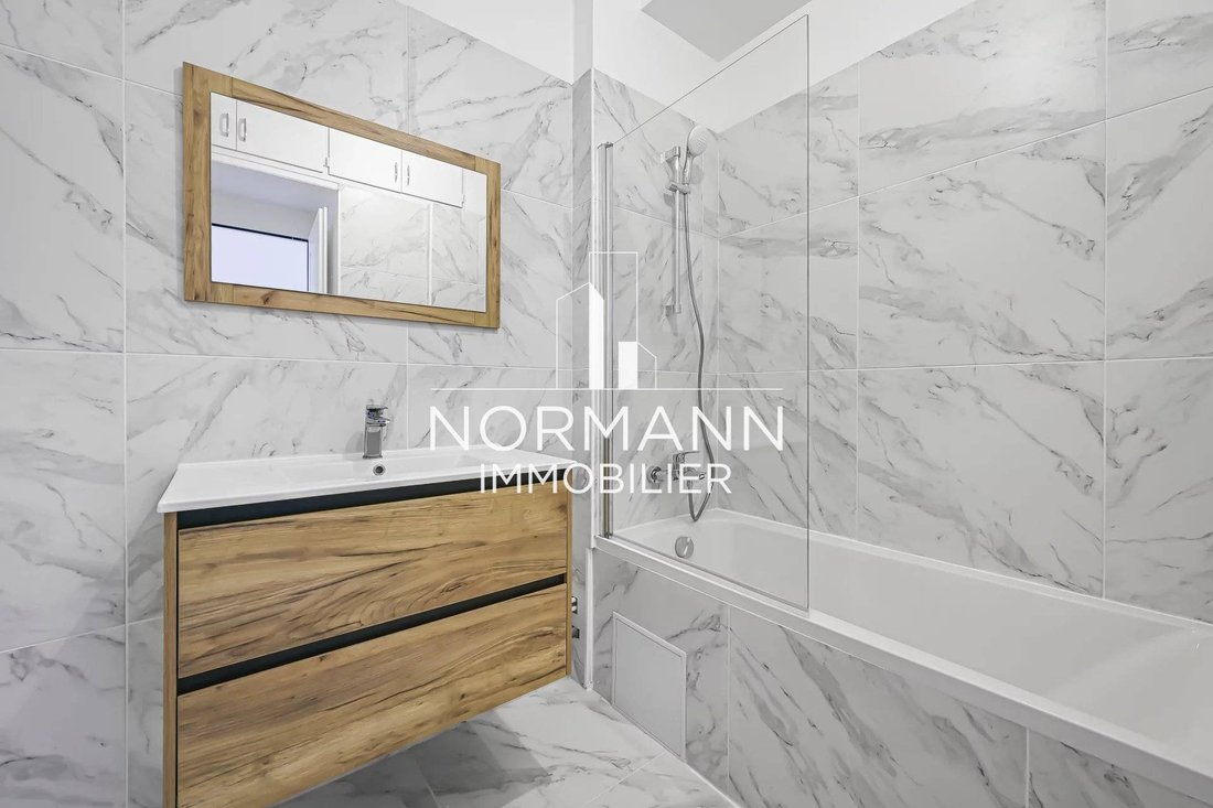 Apartment in Puteaux, Ile-de-France, France 3 - 16333473