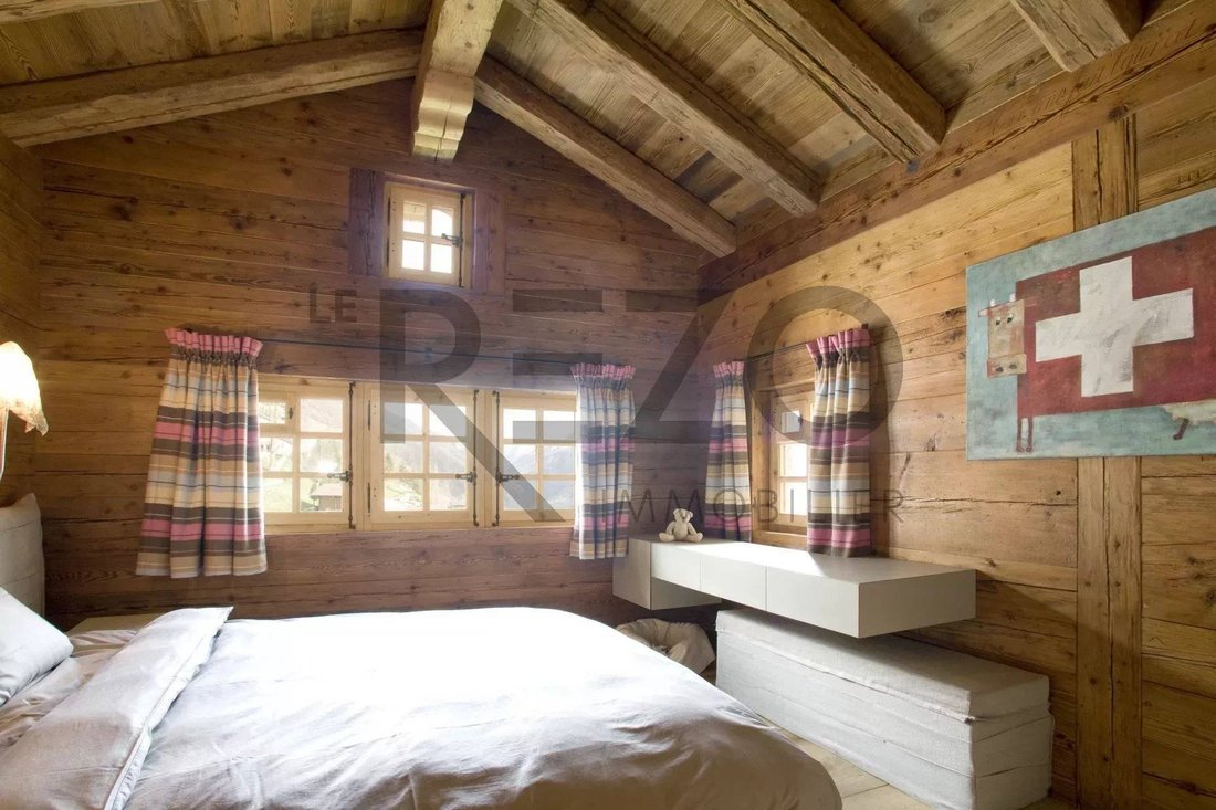 House in Saint-Martin, Valais, Switzerland 4 - 18539444