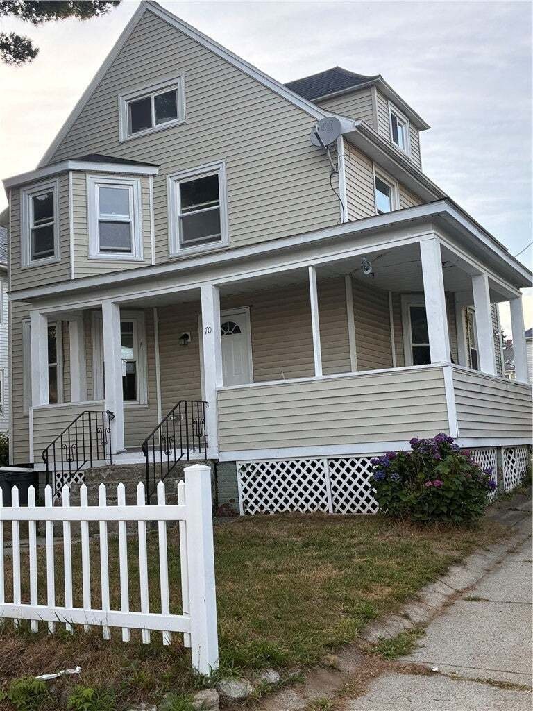 House in Pawtucket, Rhode Island, United States 1 - 18624322