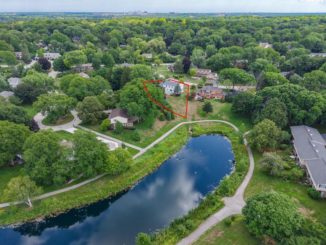 House in Elm Grove, Wisconsin, United States 4 - 18624350