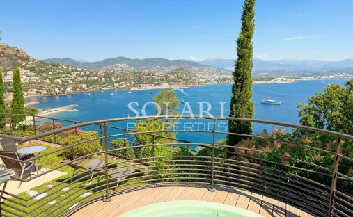 Villa in Théoule-sur-Mer, Provence-Alpes-Côte d'Azur, France 1
