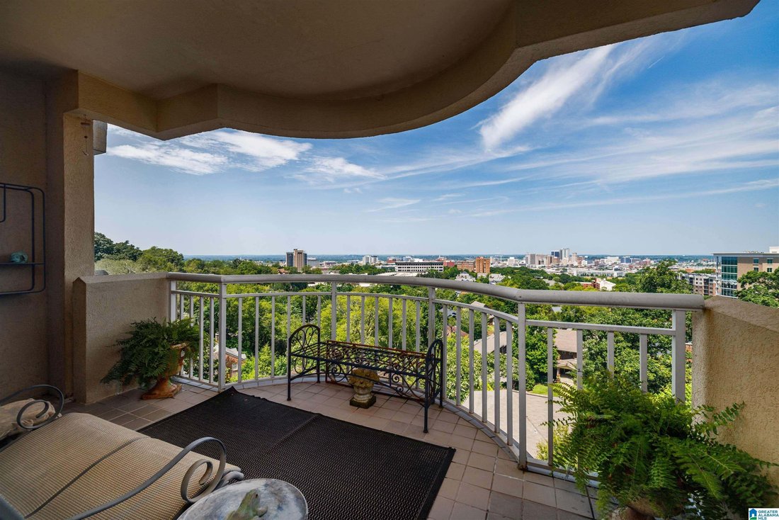 Condo in Birmingham, Alabama, United States 3 - 18624543