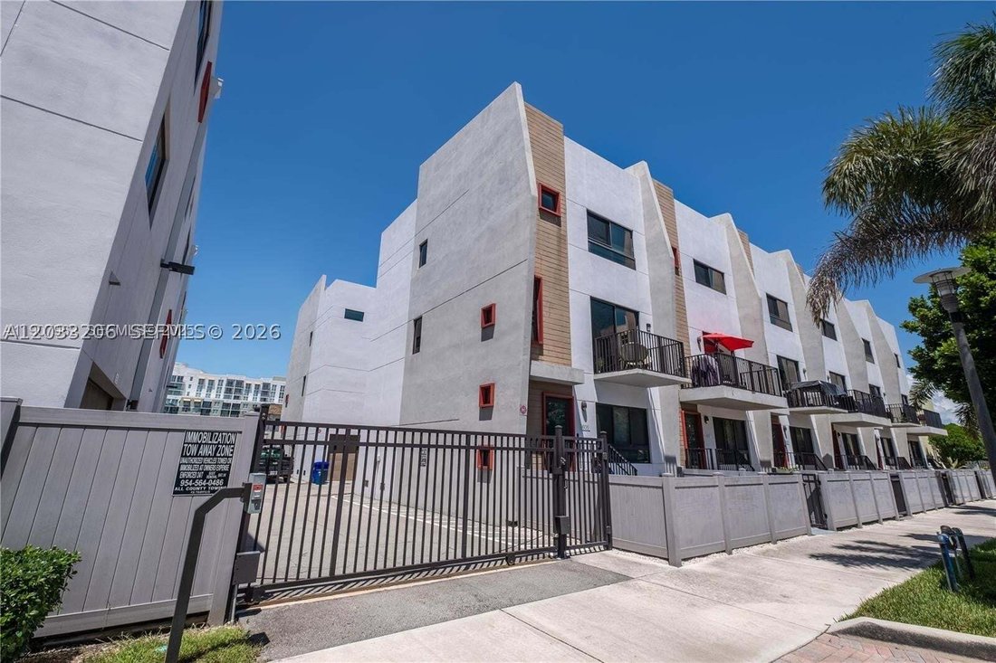 Condo in Fort Lauderdale, Florida, United States 2 - 18113027