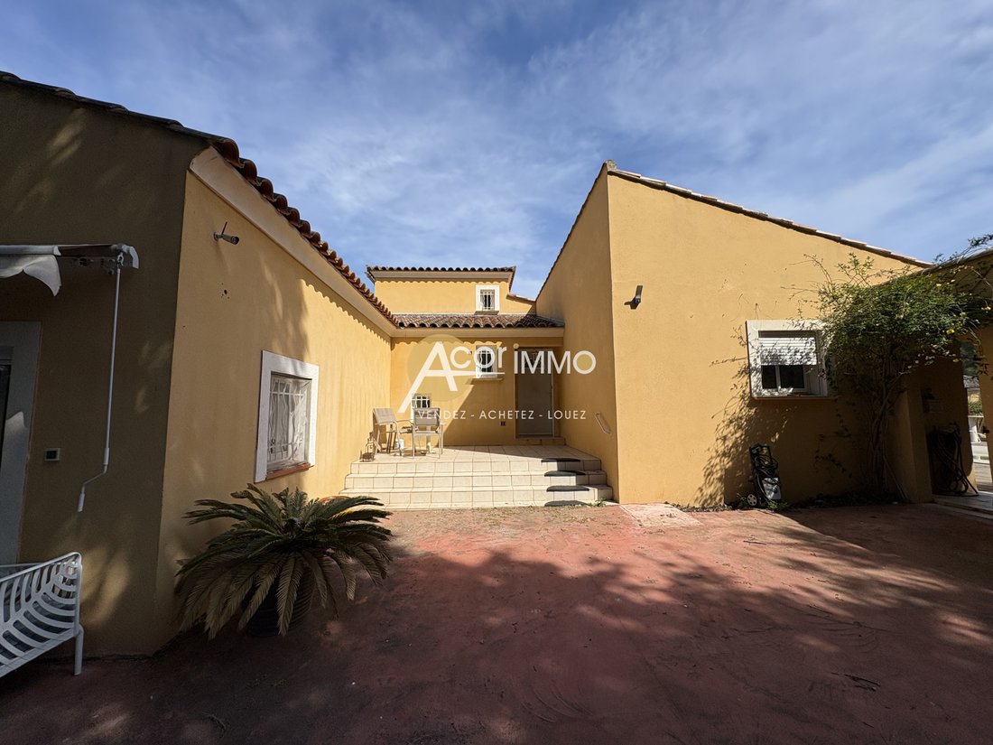 House in Coste Chaude-Mauveou, La Seyne-sur-Mer, France 2 - 16814913