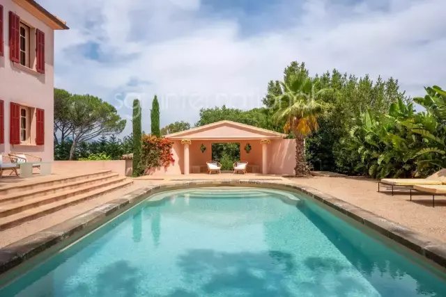 House in Zone Ouest Urbaine, Saint-Tropez, France 4 - 16948226