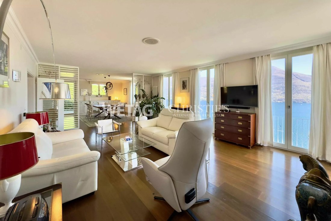 Villa in Brissago, Ticino, Switzerland 3 - 15489652