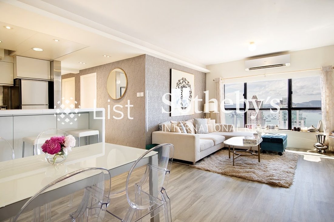 Apartment in Mid-Levels West, Hong Kong 3 - 18624464