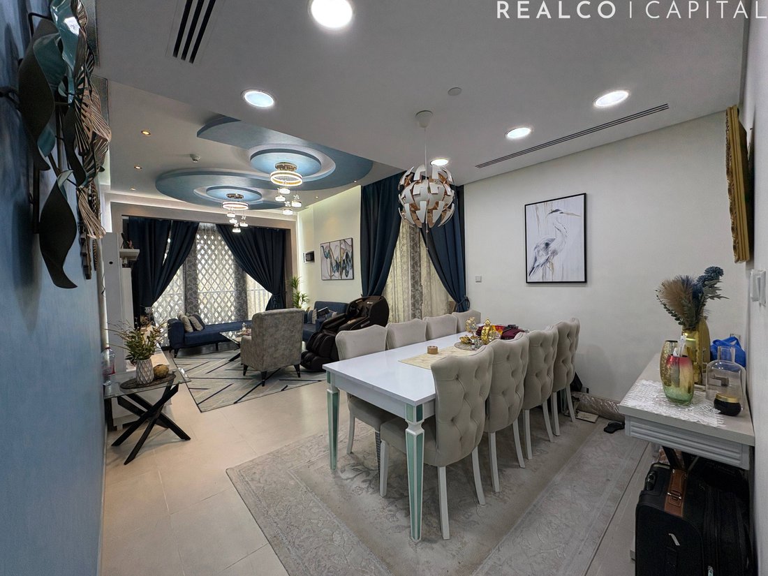 Apartment in Mirdif, Dubai, United Arab Emirates 1 - 18624741