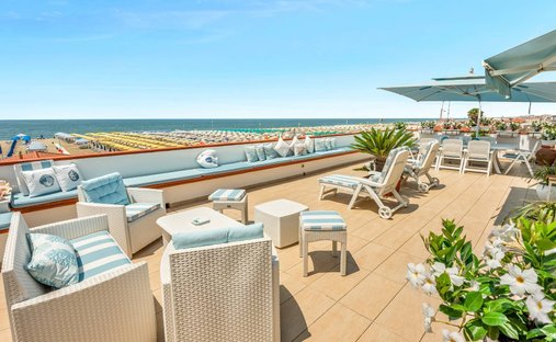 Apartment in Lungomare, Viareggio, Tuscany 1