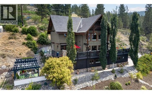 House in Naramata, British Columbia, Canada 1