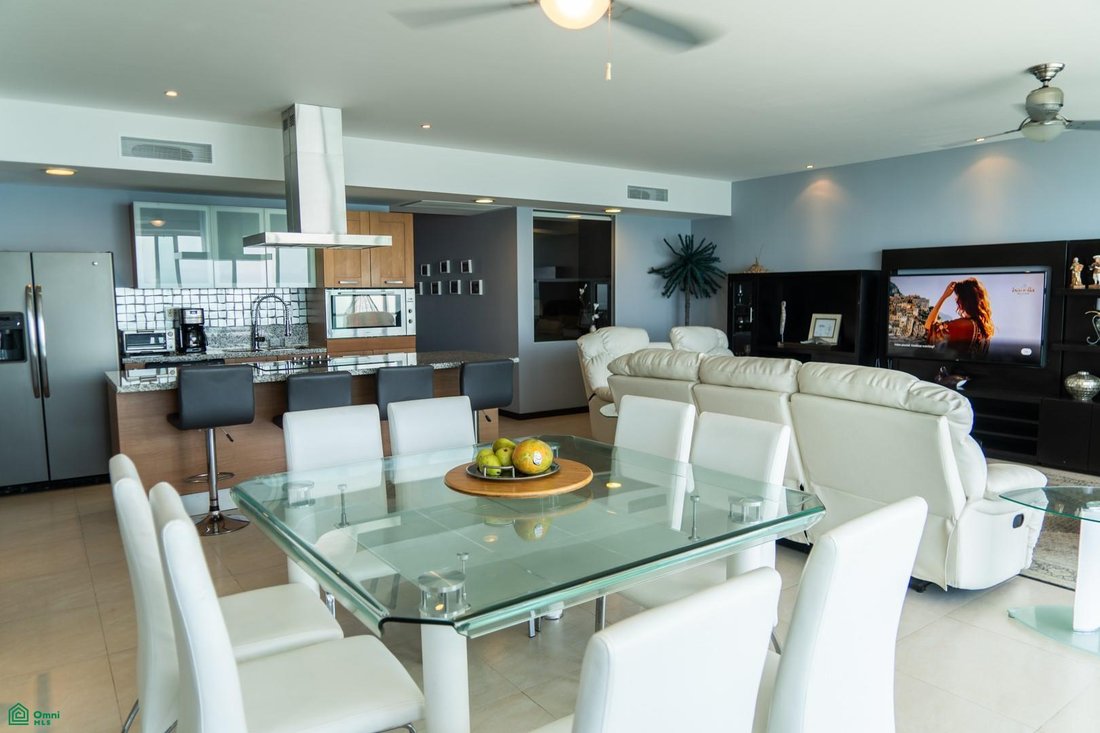 Condo in Mazatlán, Sinaloa, Mexico 1 - 18183861