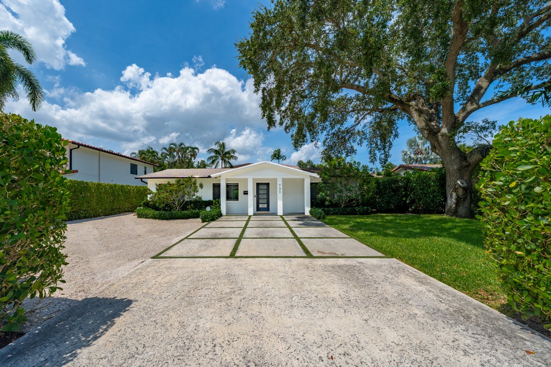 Boca Raton, Florida, United States 2 - 18624724