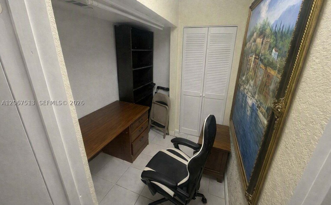 Maison à Miami, Floride, États-Unis 4 - 18617064