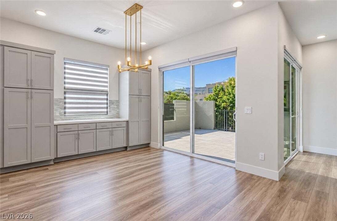 Townhouse in Las Vegas, Nevada, United States 5 - 17413432