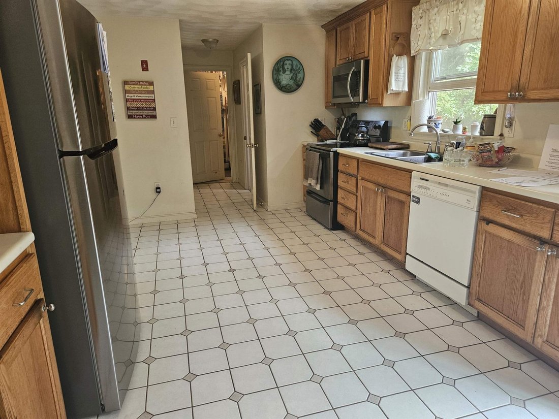House in Kensington, New Hampshire, United States 2 - 17371255