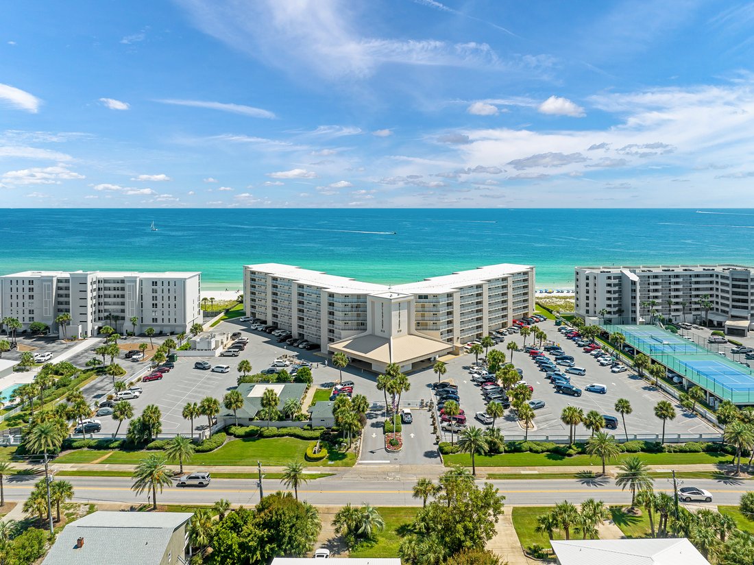 Condo in Destin, Florida, United States 2 - 18624732