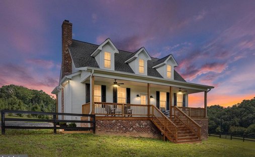 Farm Ranch in Front Royal, Virginia, United States 1