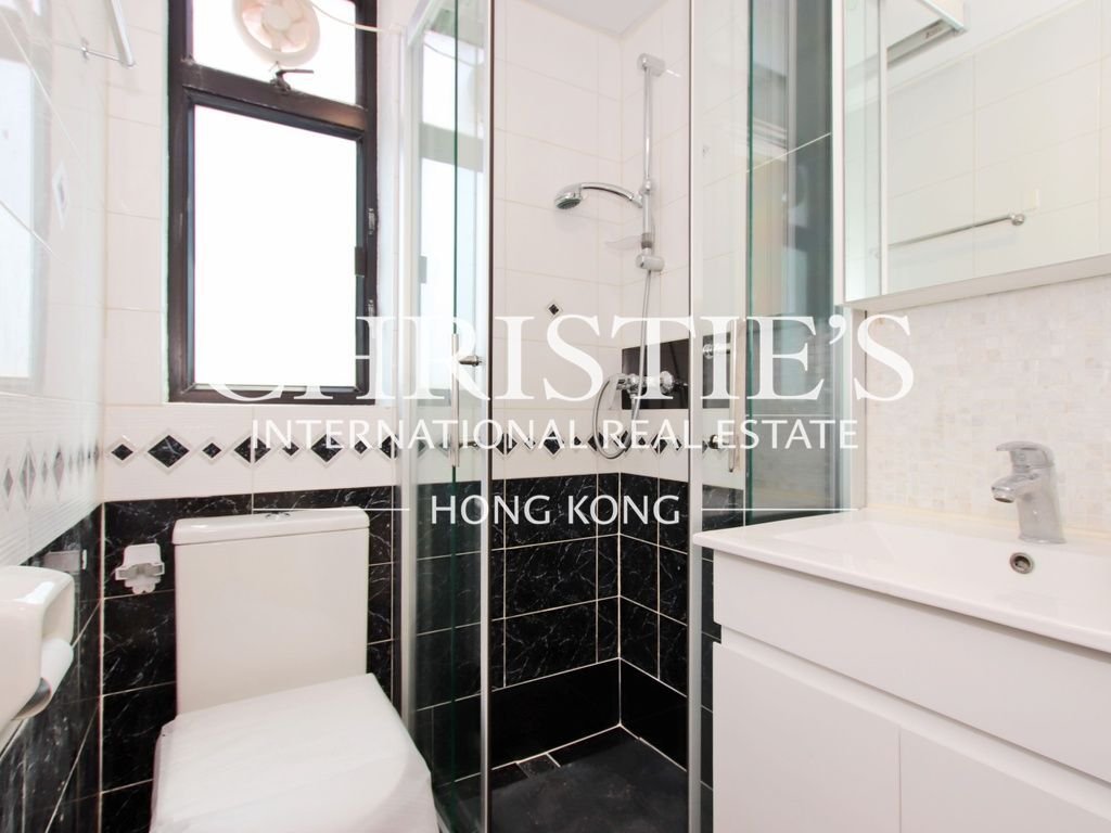 Apartment in Hong Kong, Hong Kong 5 - 18187818