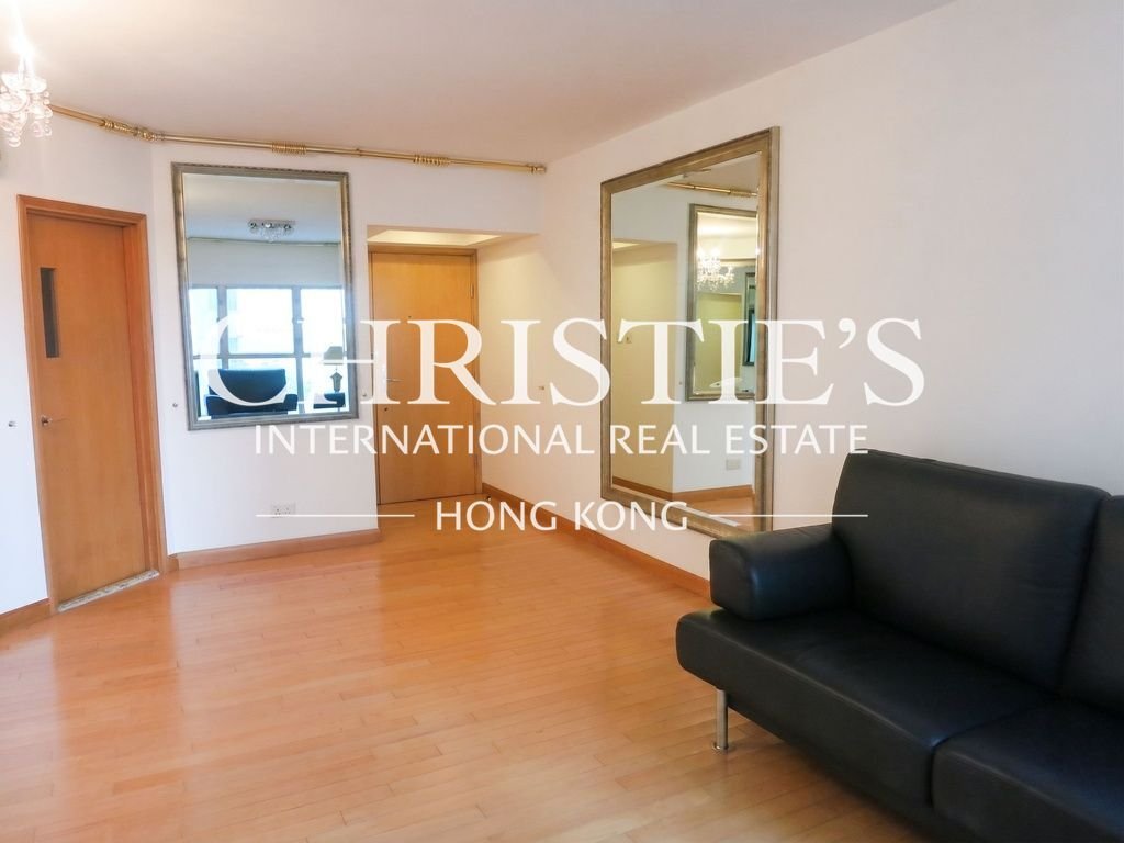 Apartment in Hong Kong, Hong Kong 3 - 18090314