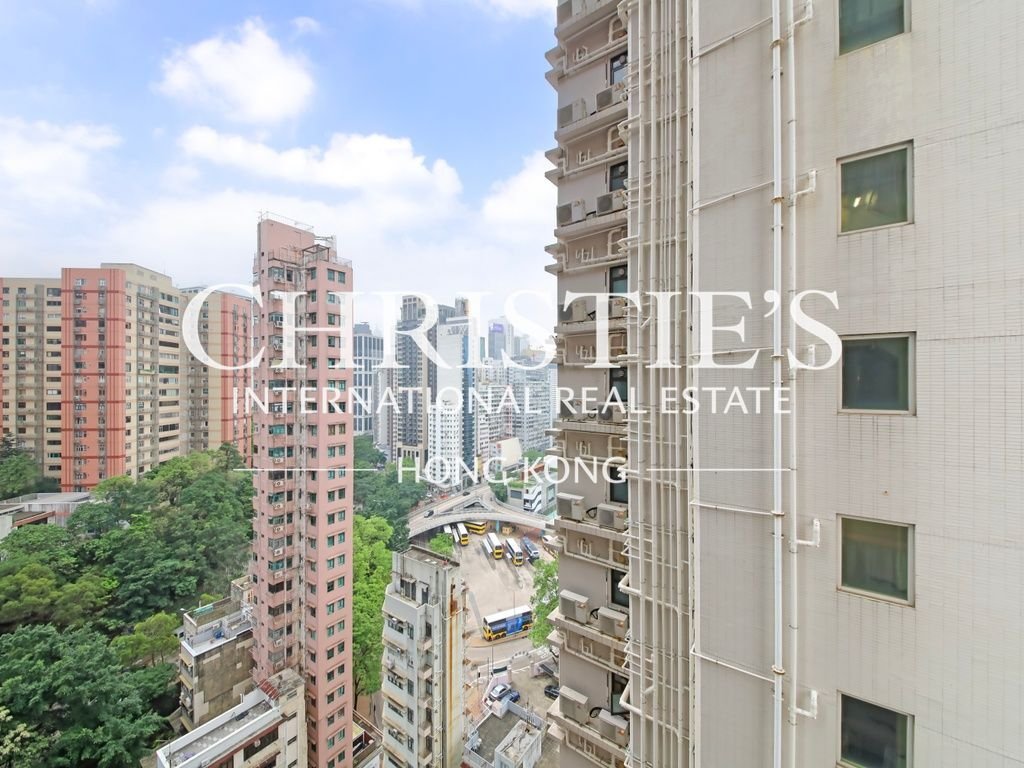 Apartment in Hong Kong, Hong Kong 1 - 18626715