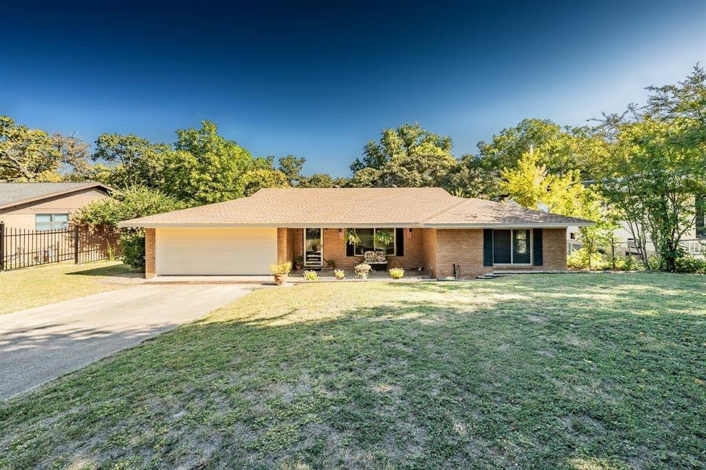 House in Azle, Texas, United States 1 - 18625346