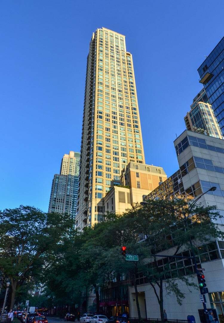Condo in Chicago, Illinois, United States 1 - 18625315