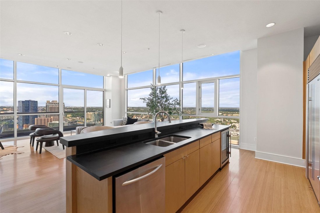 Condo in Austin, Texas, United States 5 - 18624992