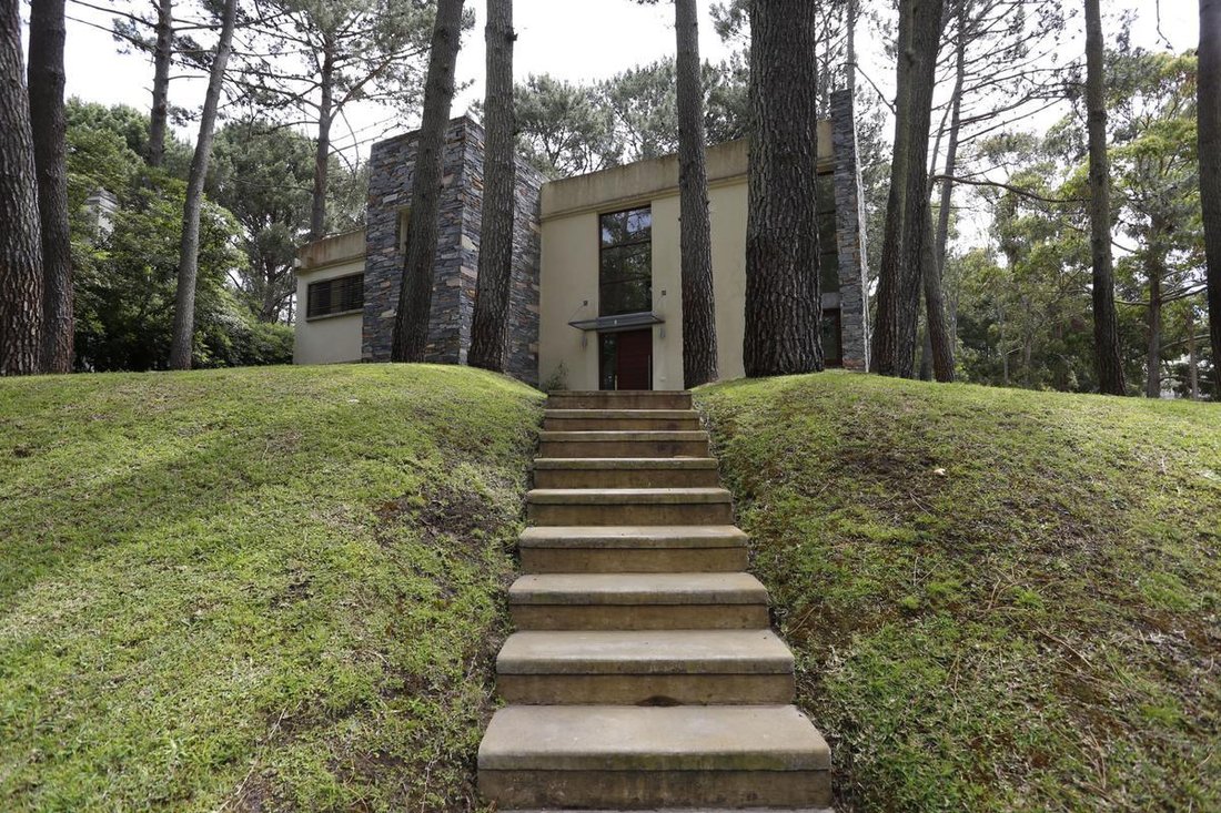 House in Punta Ballena, Maldonado Department, Uruguay 3 - 18625253