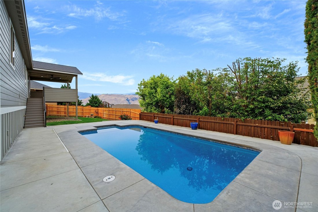 House in East Wenatchee, Washington, United States 5 - 18625031
