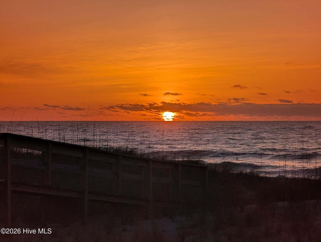 Condo in Carolina Beach, North Carolina, United States 2 - 18624914
