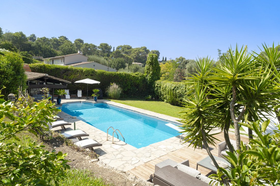 Villa in Mougins, Provence-Alpes-Côte d'Azur, France 2 - 16054192
