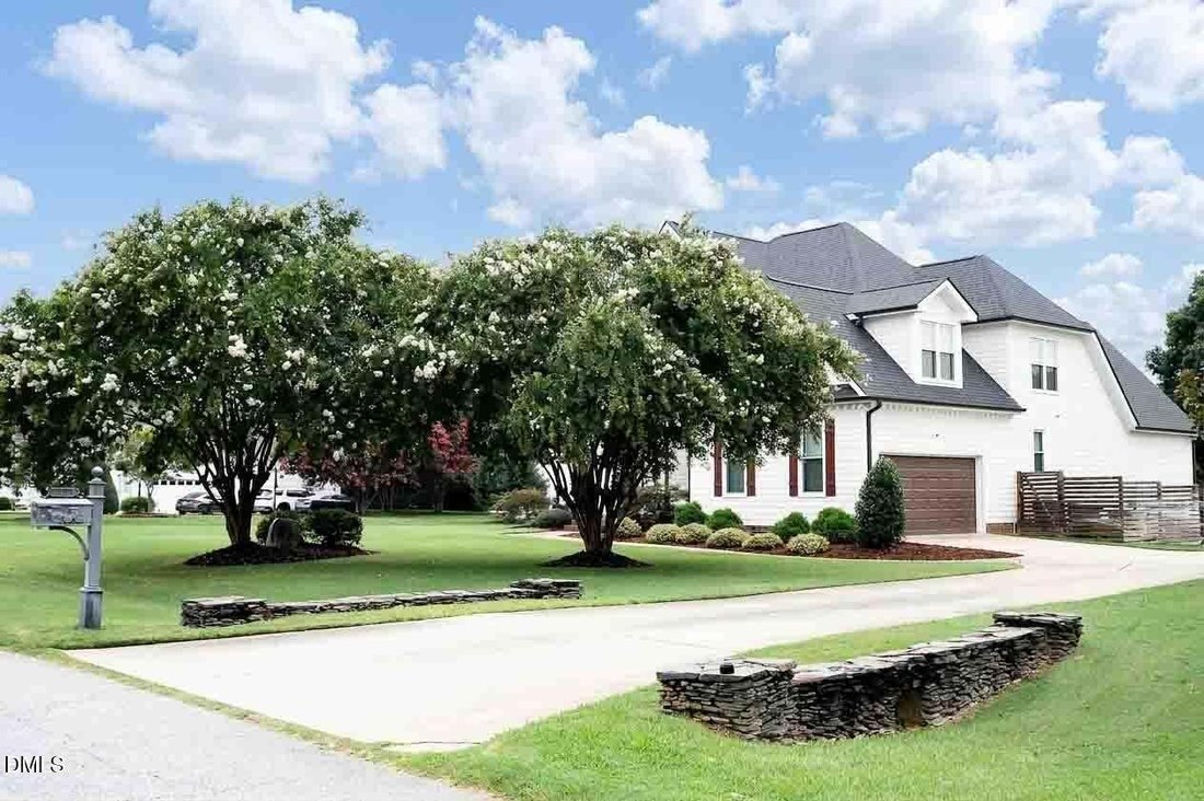 House in Fuquay-Varina, North Carolina, United States 3 - 18624839