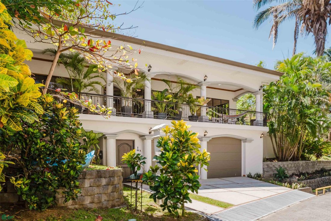 House in Playa Herradura, Puntarenas Province, Costa Rica 2 - 17933257