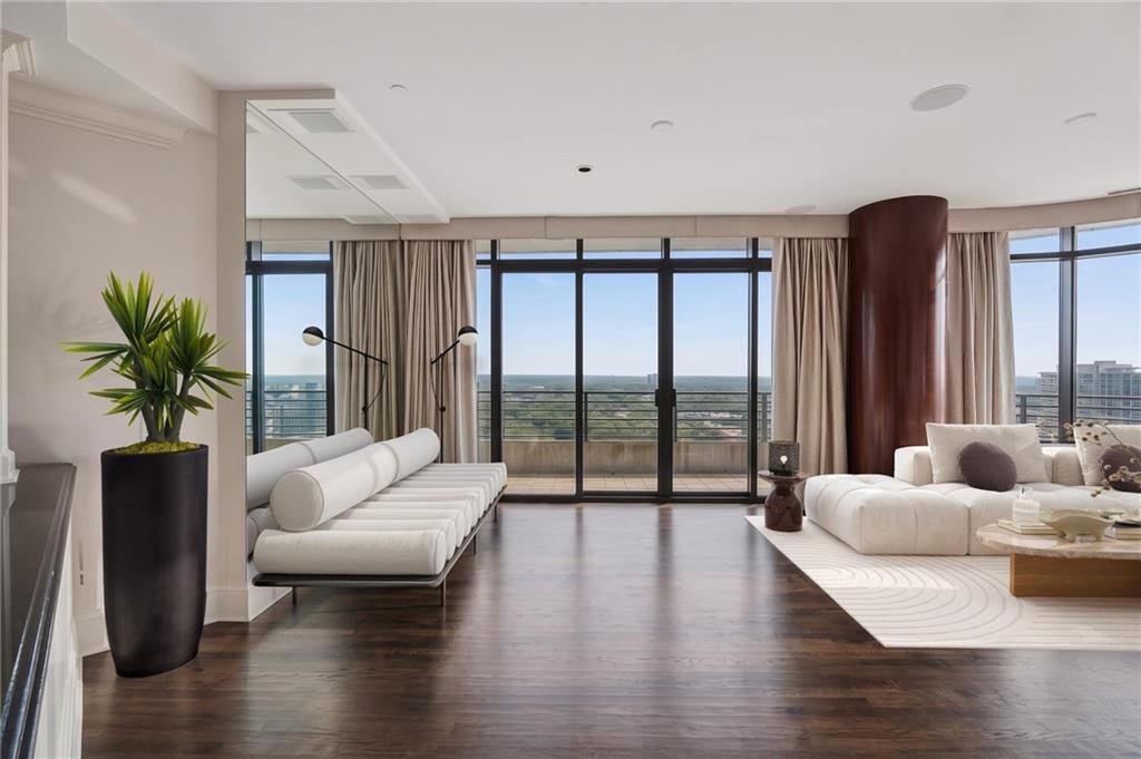 Condo in Atlanta, Georgia, United States 2 - 17917315