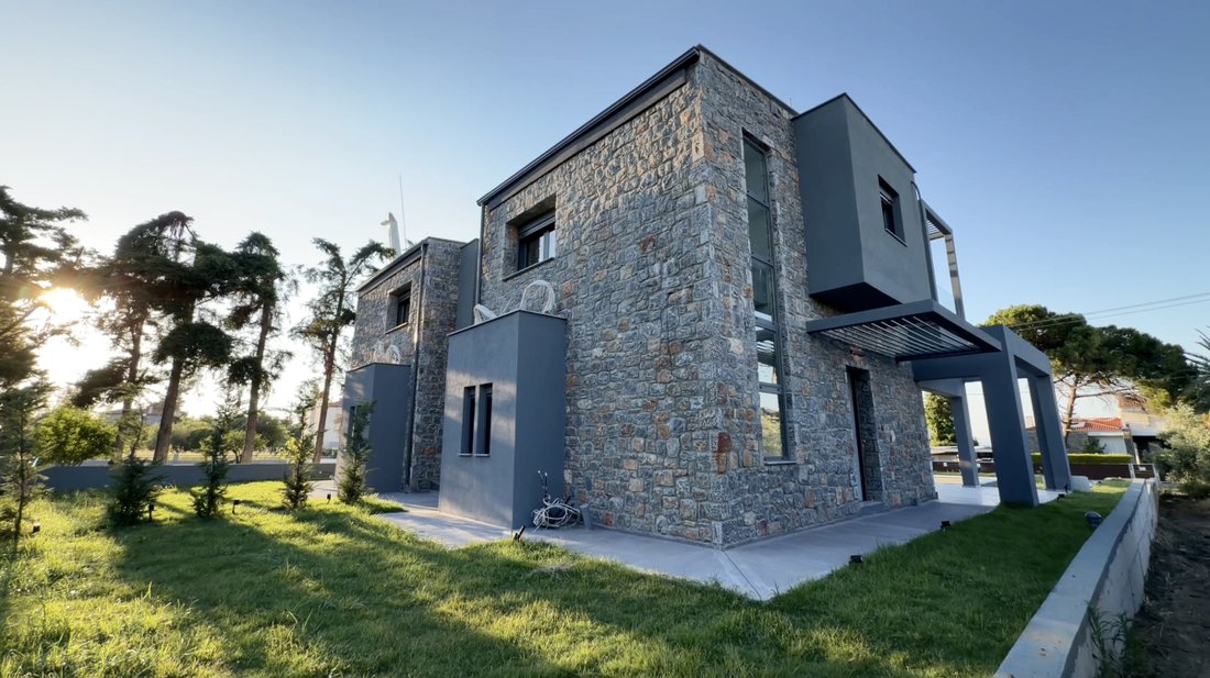Villa in Pallini Municipal Unit, Macedonia and Thrace, Greece 2 - 13081579