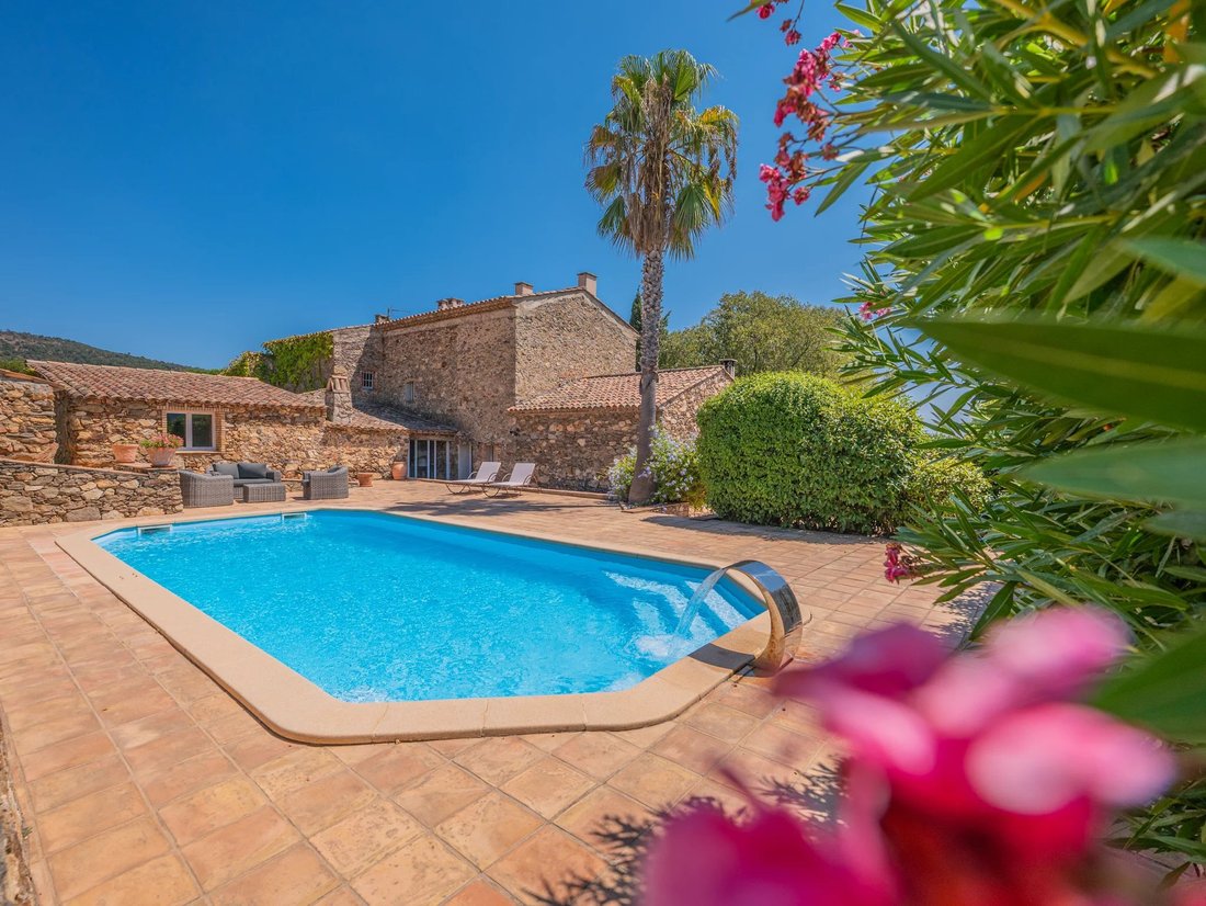 Villa in Le Capet, Sainte-Maxime, France 2 - 18624871