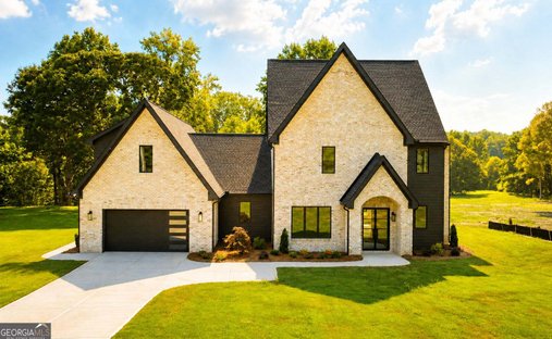 House in Flowery Branch, Georgia, United States 1