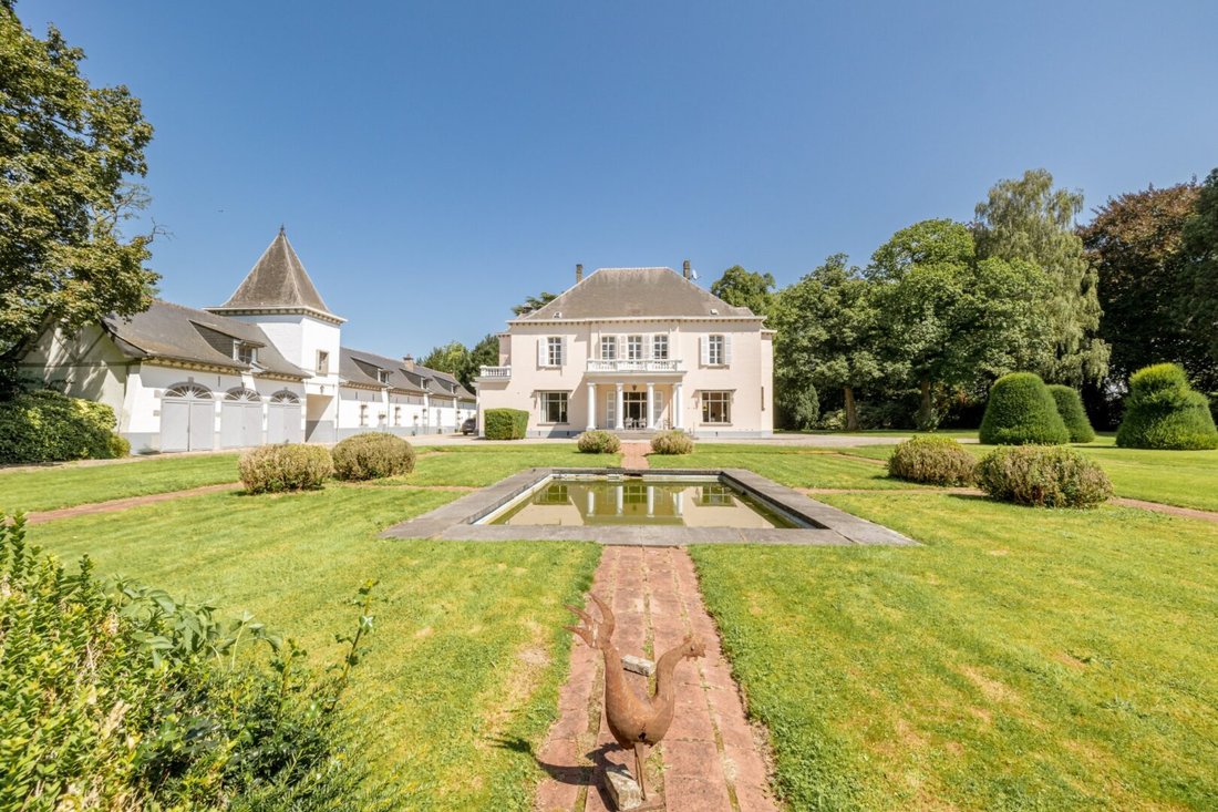Villa in Seneffe, Wallonia, Belgium 1 - 16169188