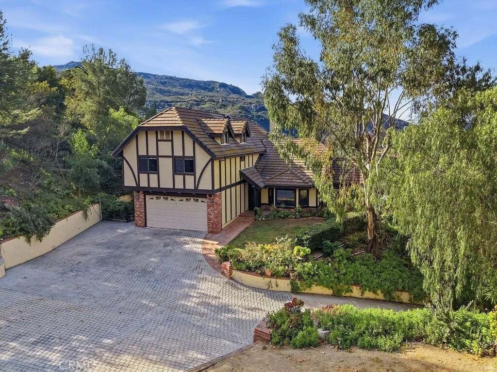 House in Hidden Hills, California, United States 3 - 17039089