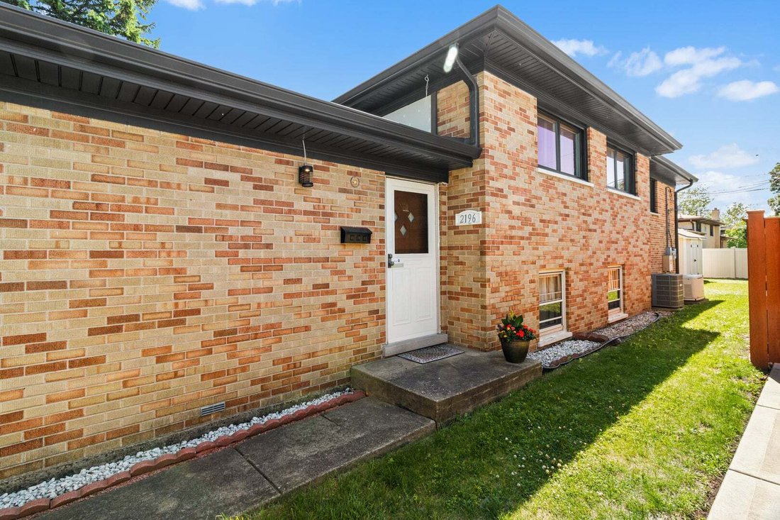 House in Des Plaines, Illinois, United States 3 - 18625308