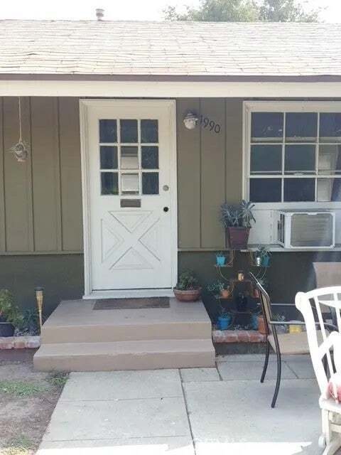 Burbank, California, United States 1 - 18625060