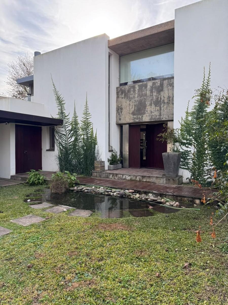 House in Rosario, Santa Fe Province, Argentina 2 - 18625434