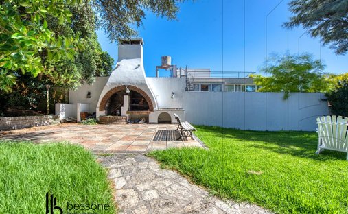 House in Mar del Plata, Buenos Aires Province, Argentina 1