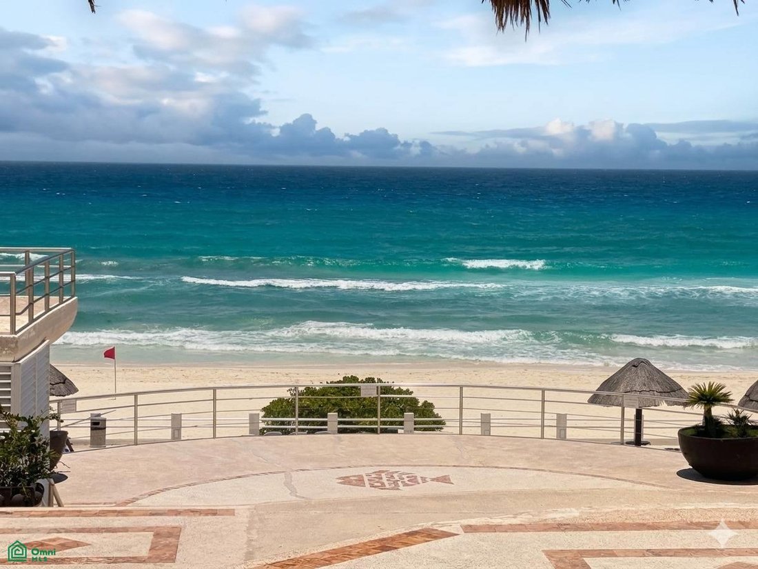 Condo in Cancún, Quintana Roo, Mexico 2 - 18468203
