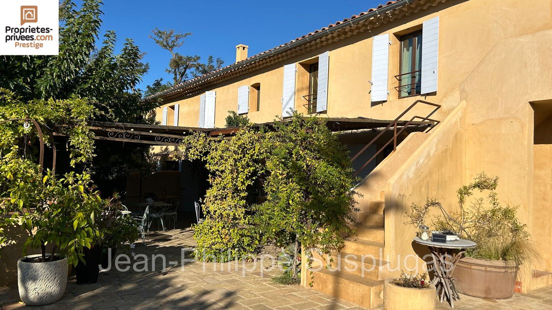 Villa in Saint-Cyr-sur-Mer, Provence-Alpes-Côte d'Azur, France 4 - 18625377