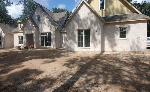 House in Magnolia, Texas, United States 1